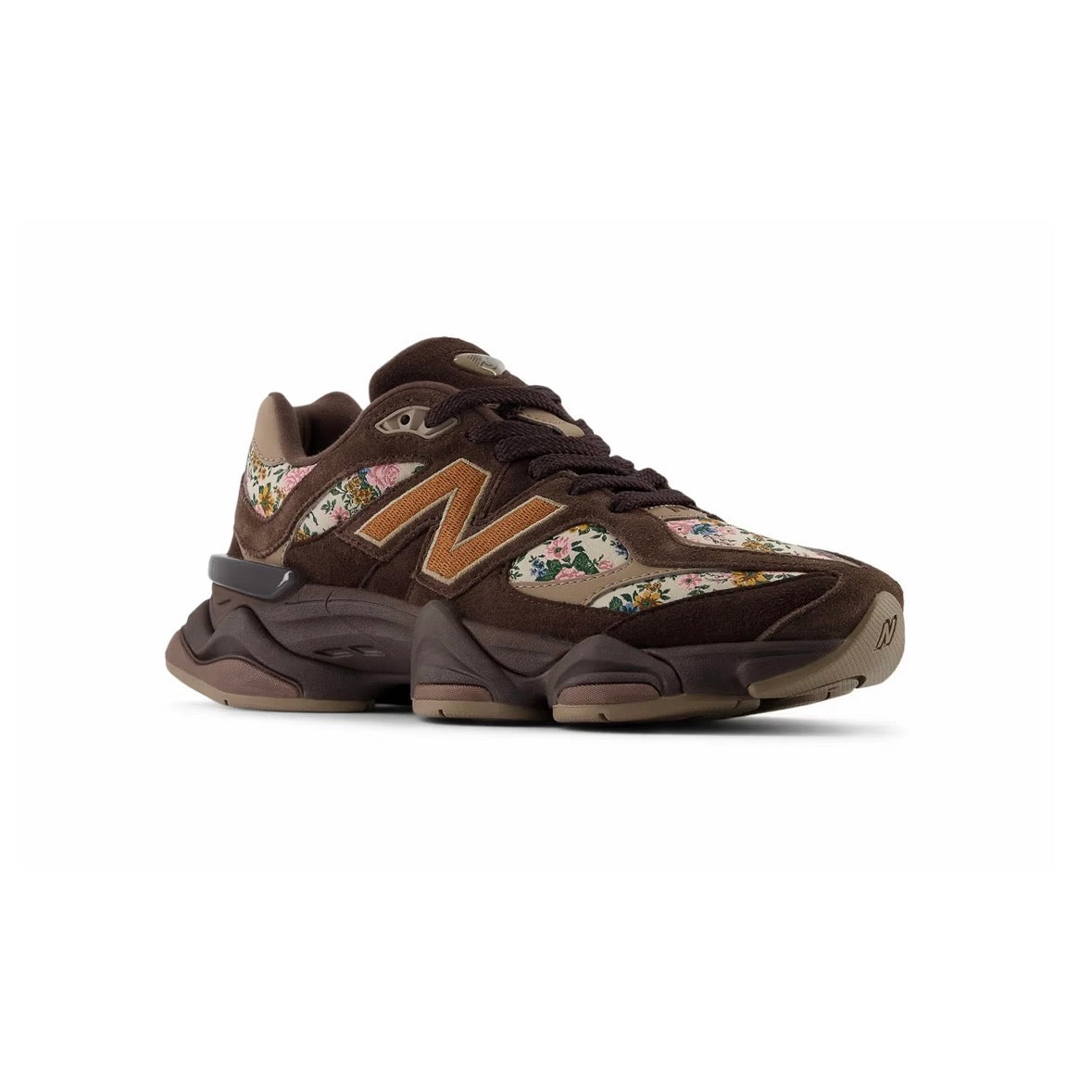 New Balance 9060 atmos Pink ‘Timeless Beauty’
