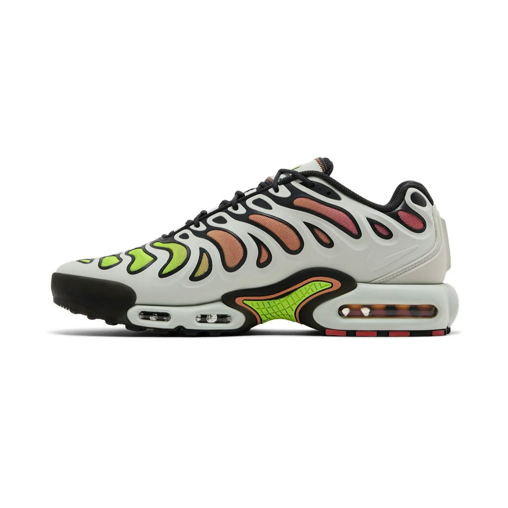 Nike Air Max Plus Drift ‘Light Silver Volt’
