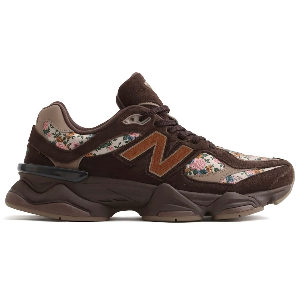 New Balance 9060 atmos Pink ‘Timeless Beauty’
