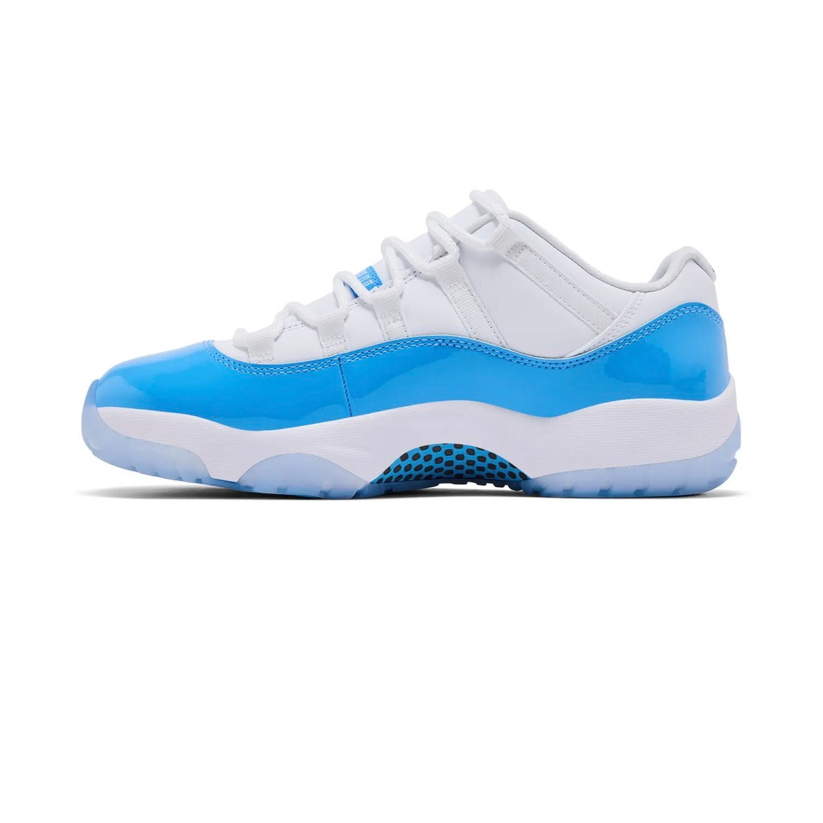 Air Jordan 11 Retro Low 'UNC' 2026