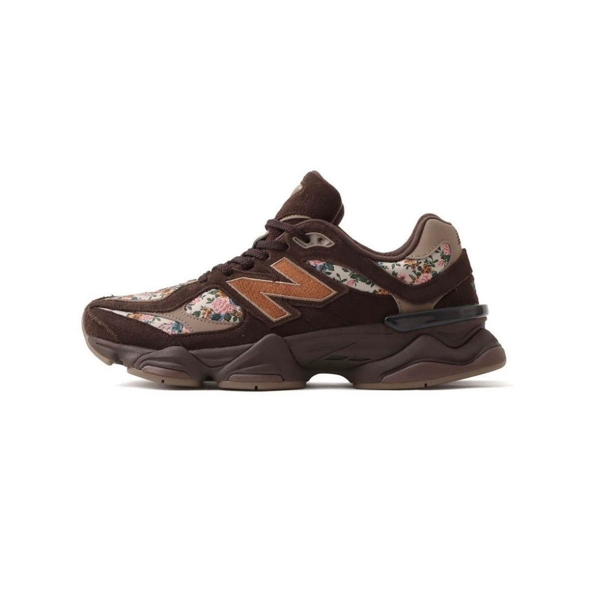 New Balance 9060 atmos Pink ‘Timeless Beauty’